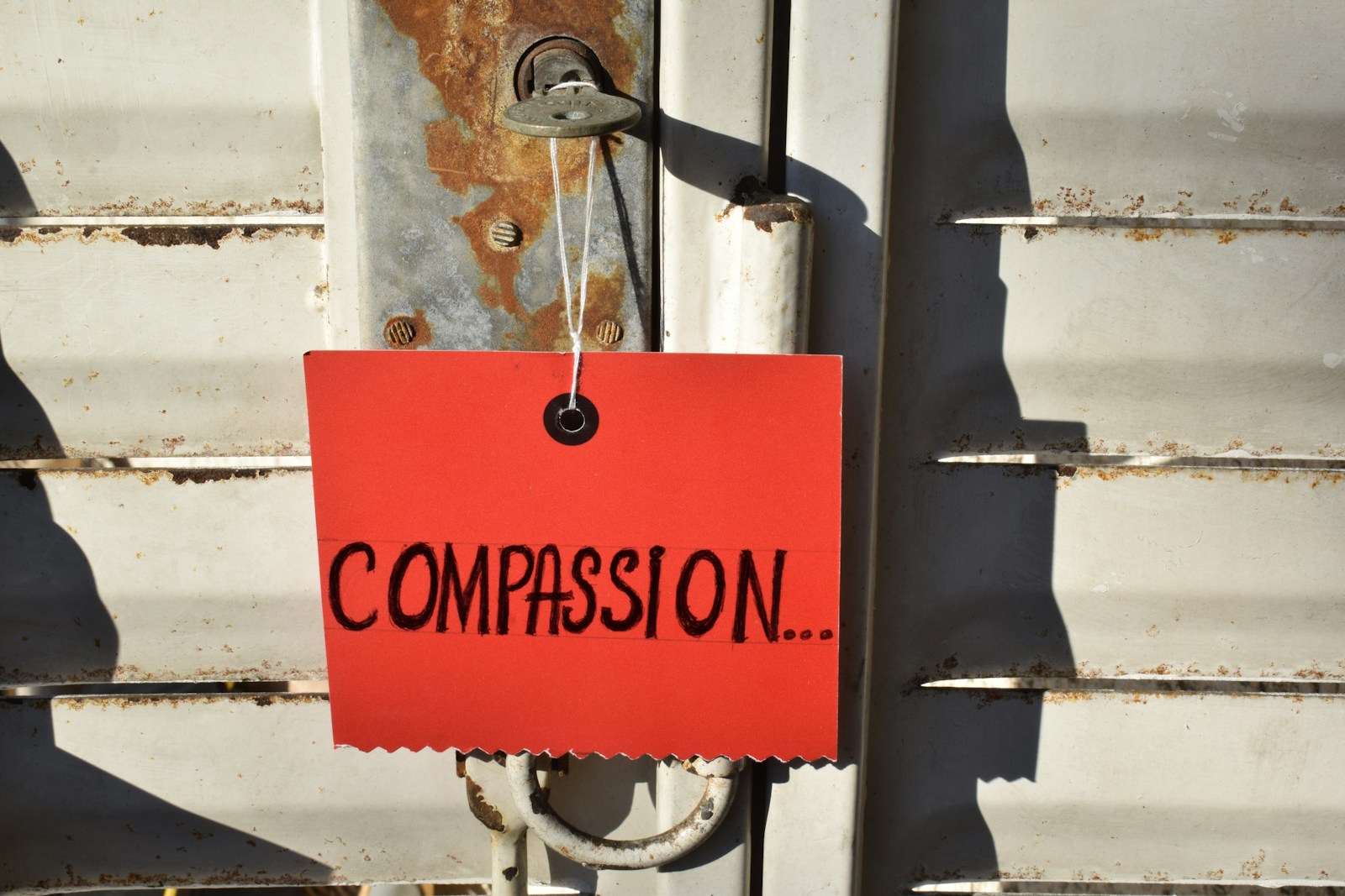 workers compensation claim process in the USA injured worker discussing claim with attorney